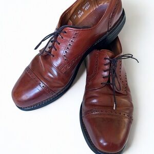 Allen Edmonds Cap Toe Brogues Leather size 10 AA